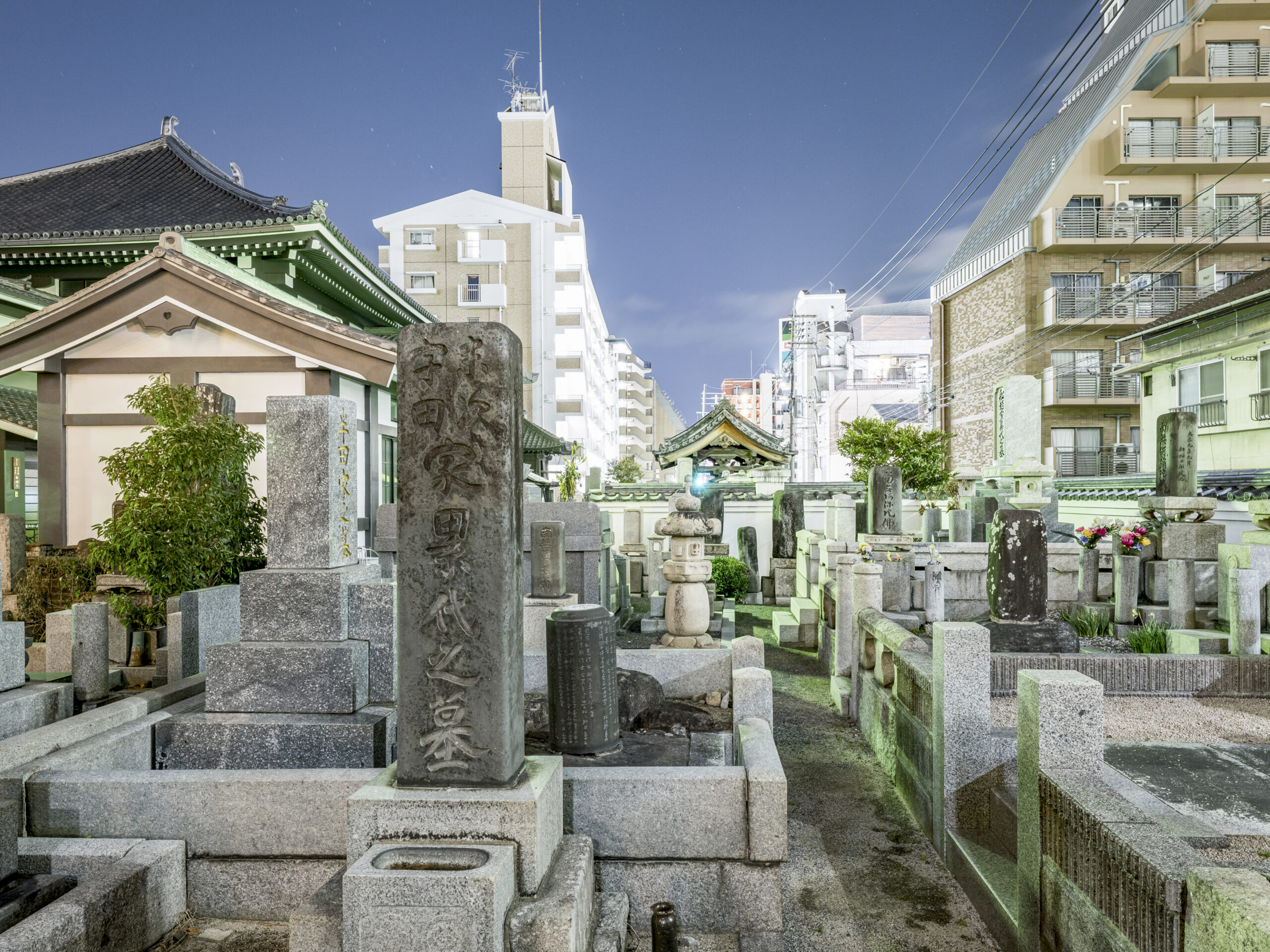 asian dusk, the empire of light, [(c)Maximilian Gottwald; Veroeffentlichung kostenpflichtig]