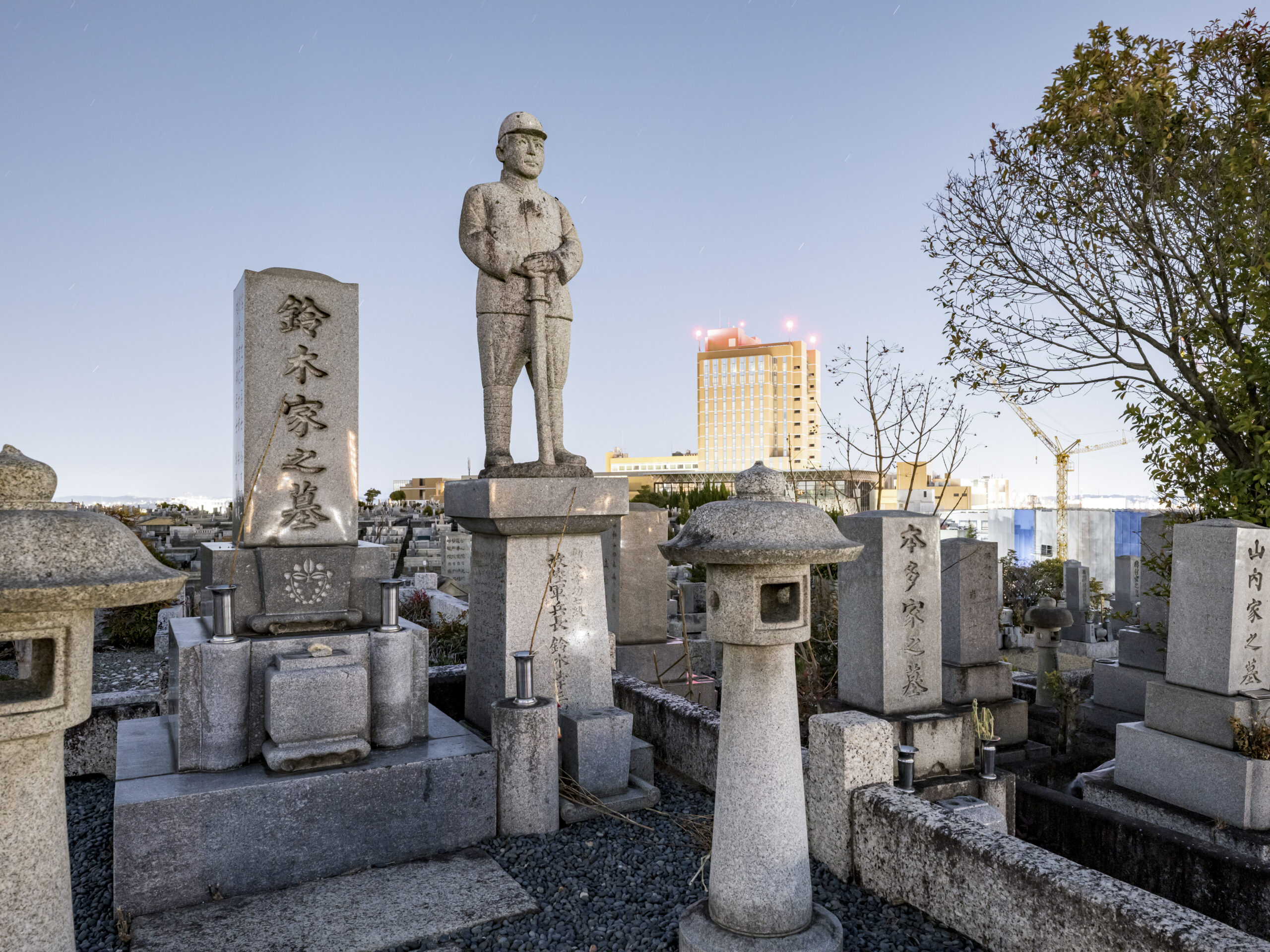 asian dusk, the empire of light, [(c)Maximilian Gottwald; Veroeffentlichung kostenpflichtig]