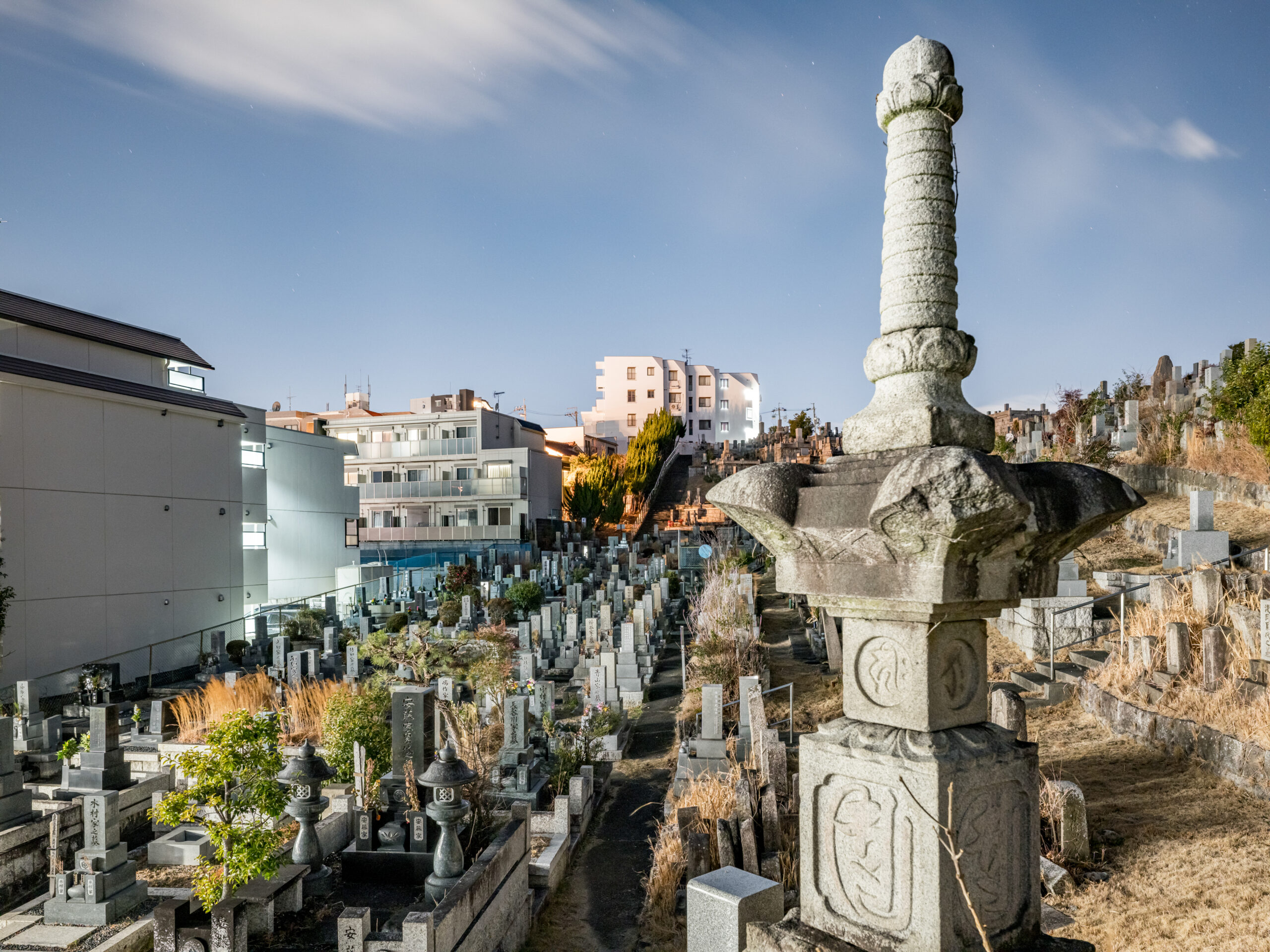 asian dusk, the empire of light, [(c)Maximilian Gottwald; Veroeffentlichung kostenpflichtig]