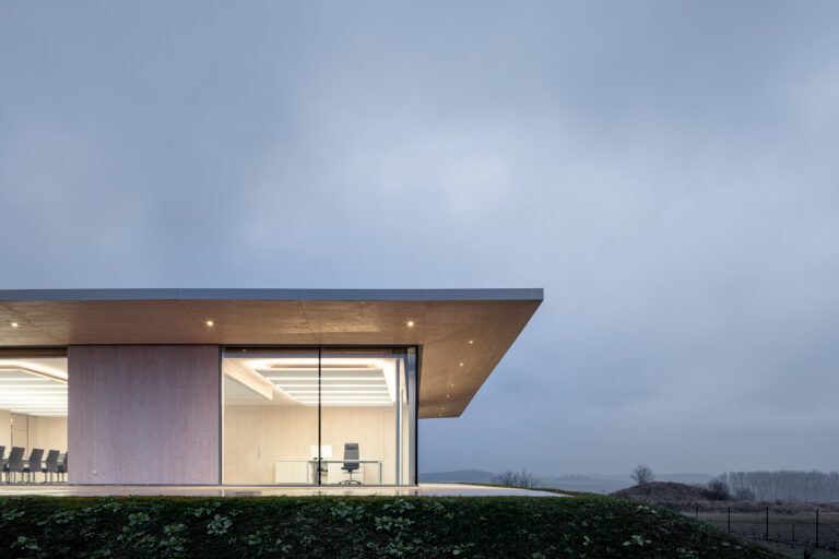 DE; bayern; kösching, abhd architekten denzinger und partner mbb; neubau, industrie park kösching, ipk, Bildtechnik Digital 22 MPx [(c)Maximilian Gottwald, Veroeffentlichung kostenpflichtig]